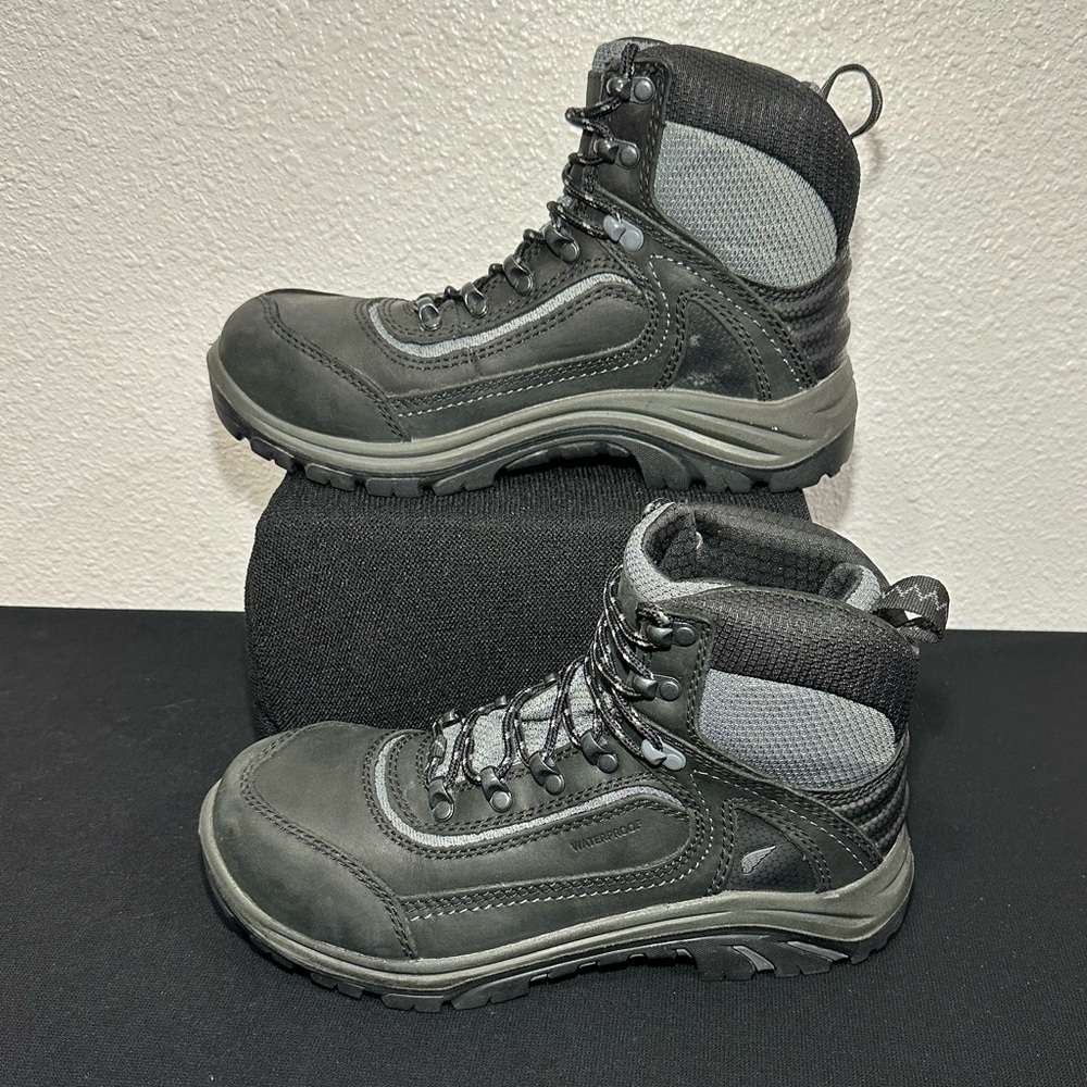 Red‎ Wing 2345 Tradeswoman boots